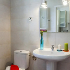 Отель Citytrip Poble Nou Beach Испания, Барселона - отзывы, цены и фото номеров - забронировать отель Citytrip Poble Nou Beach онлайн ванная