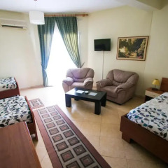 Отель Vila Verde Beach Дуррес комната для гостей фото 4