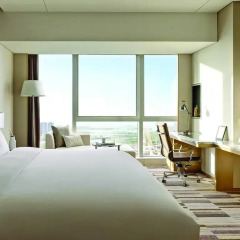 Отель Langham Place Xiamen 5* Улучшенный номер с различными типами кроватей фото 4