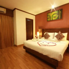Hemingways Hotel 3* Улучшенный номер с различными типами кроватей фото 3