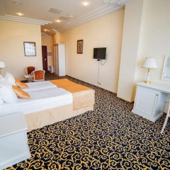 Гостиница Royal 3* Полулюкс с различными типами кроватей фото 2