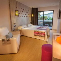 Отель Grand Palladium White Island Resort & Spa - All Inclusive 24h 5* Стандартный номер с различными типами кроватей фото 4