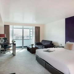 Отель Furama Silom, Bangkok 3* Номер Делюкс с разными типами кроватей фото 5