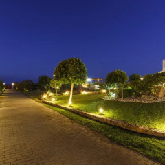 Отель Belvedere Beachfront Villa пляж