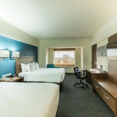 Отель Holiday Inn Guadalajara Expo 3* Стандартный номер с двуспальной кроватью фото 3