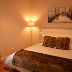 Отель Rooms Fado 3* Номер Делюкс с двуспальной кроватью фото 3