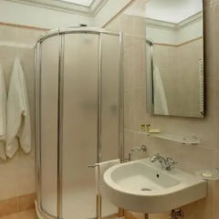 Отель B&B La Signoria Di Firenze 3* Стандартный номер с двуспальной кроватью фото 6