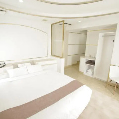 Hotel Imalle Yokohama Isezakicho - Hostel Номер Делюкс с двуспальной кроватью фото 9