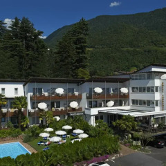 Hotel Ladurner Горнолыжный курорт Ортлер вид на фасад