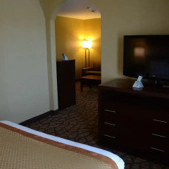 Отель Best Western Joliet Inn & Suites 2* Стандартный номер с различными типами кроватей фото 4