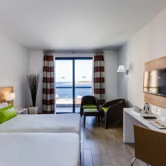 Отель AX ¦ Seashells Resort at Suncrest 4* Стандартный номер с двуспальной кроватью фото 2
