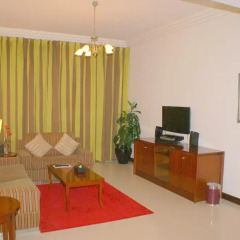 Star Metro Deira Hotel Apartments комната для гостей