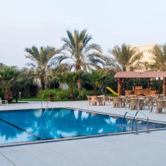 Bin Majid Acacia Hotel and Apartments бассейн фото 2