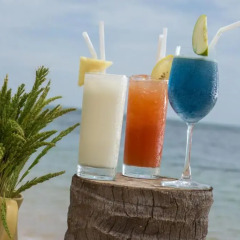 Отель The Sea Koh Samui Boutique Resort & Residences гостиничный бар