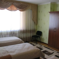 Hostel Inn Osh Стандартный номер с различными типами кроватей фото 7