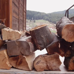 Отель Guest House Grandpa’s Mitten Болгария, Копривштица - отзывы, цены и фото номеров - забронировать отель Guest House Grandpa’s Mitten онлайн