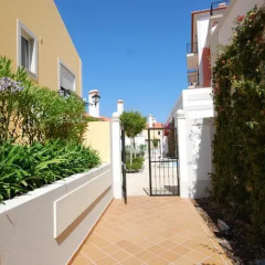 Отель Luxury Townhouse in Praia D'El Rey фото 2