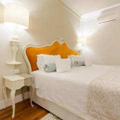 Hotel Borges Chiado 3* Улучшенный номер с двуспальной кроватью фото 2