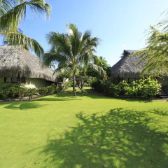 Отель Hilton Moorea Lagoon Resort and Spa 5* Бунгало с различными типами кроватей фото 8