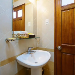 Hong Han Hotel 2* Улучшенный номер с различными типами кроватей фото 4