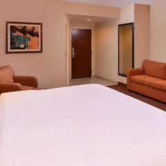 Отель Hampton Inn Albuquerque - University Midtown 2* Стандартный номер с различными типами кроватей фото 2