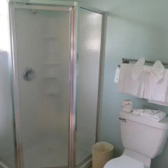 Отель Coast Inn and Spa Fort Bragg 2* Люкс с различными типами кроватей фото 7