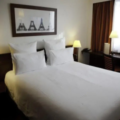 Отель Hôtel Concorde Montparnasse 4* Улучшенный номер с различными типами кроватей фото 4