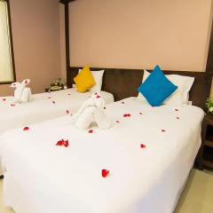 ?Baya Phuket Hotel 3* Улучшенный номер с двуспальной кроватью