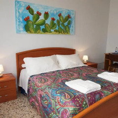 Отель B&B Piazza 300mila Стандартный номер фото 12