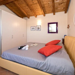 Отель Borgo Del Torchio B1 Манерба-дель-Гарда комната для гостей фото 2