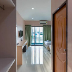 Отель JJ Residence Phuket Town 3* Номер Делюкс с различными типами кроватей фото 7