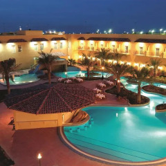 Movenpick Hotel Kuwait бассейн фото 3