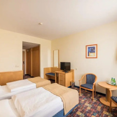 Hotel Partner 3* Улучшенный номер с различными типами кроватей фото 3