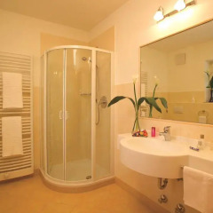 Tonzhaus Hotel & Restaurant 4* Полулюкс