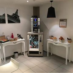 Отель Staycity Aparthotels Gare de l Est питание