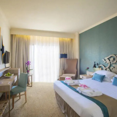 Отель GrandResort 5* Номер Делюкс с различными типами кроватей