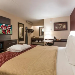 Отель Red Roof Inn PLUS+ Columbus-Ohio State University OSU 2* Улучшенный номер с различными типами кроватей фото 7