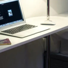 citizenM Hotel Glasgow сейф в номере