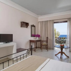 Veggera Hotel 4* Улучшенный номер с двуспальной кроватью