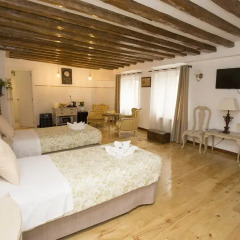 Отель Hostal Central Palace Стандартный номер фото 3