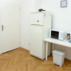 Отель Prague-1 Hostel Чехия, Прага - отзывы, цены и фото номеров - забронировать отель Prague-1 Hostel онлайн удобства в номере фото 2