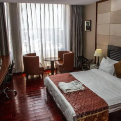 Golden Tulip Essential Airport Hotel Lagos 3* Номер Делюкс с различными типами кроватей фото 2