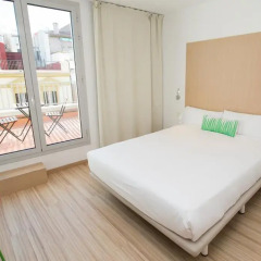Отель SmartRoom Barcelona комната для гостей фото 8