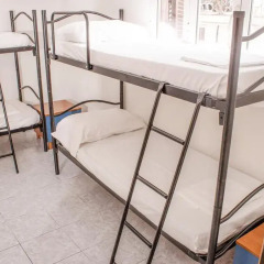 Hostel Melting Pot Rome Кровать в общем номере с двухъярусной кроватью