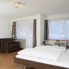 Hotel Crystal 3* Улучшенный номер с 2 отдельными кроватями фото 5