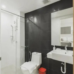 Отель Condo in Kata in Ozone A708 ванная