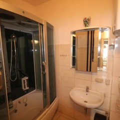 Отель Apartamenty Gdańsk - Apartament Długa II Гданьск ванная