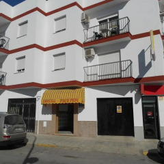Отель Hostal Paco Pepe Испания, Кониль-де-ла-Фронтера - отзывы, цены и фото номеров - забронировать отель Hostal Paco Pepe онлайн парковка