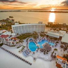 Отель Grand Park Royal Luxury Resort Cancun Caribe пляж фото 4