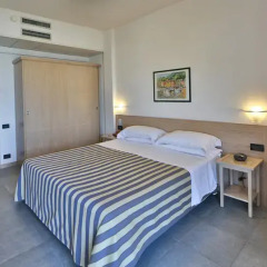 Hotel Laurin 4* Стандартный номер фото 16